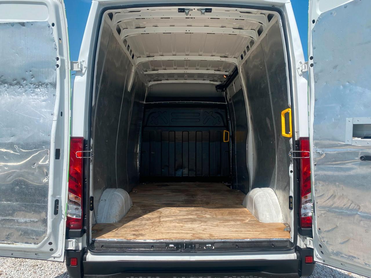 Iveco Daily 35 S14N V H2 3520 HD 4 porte