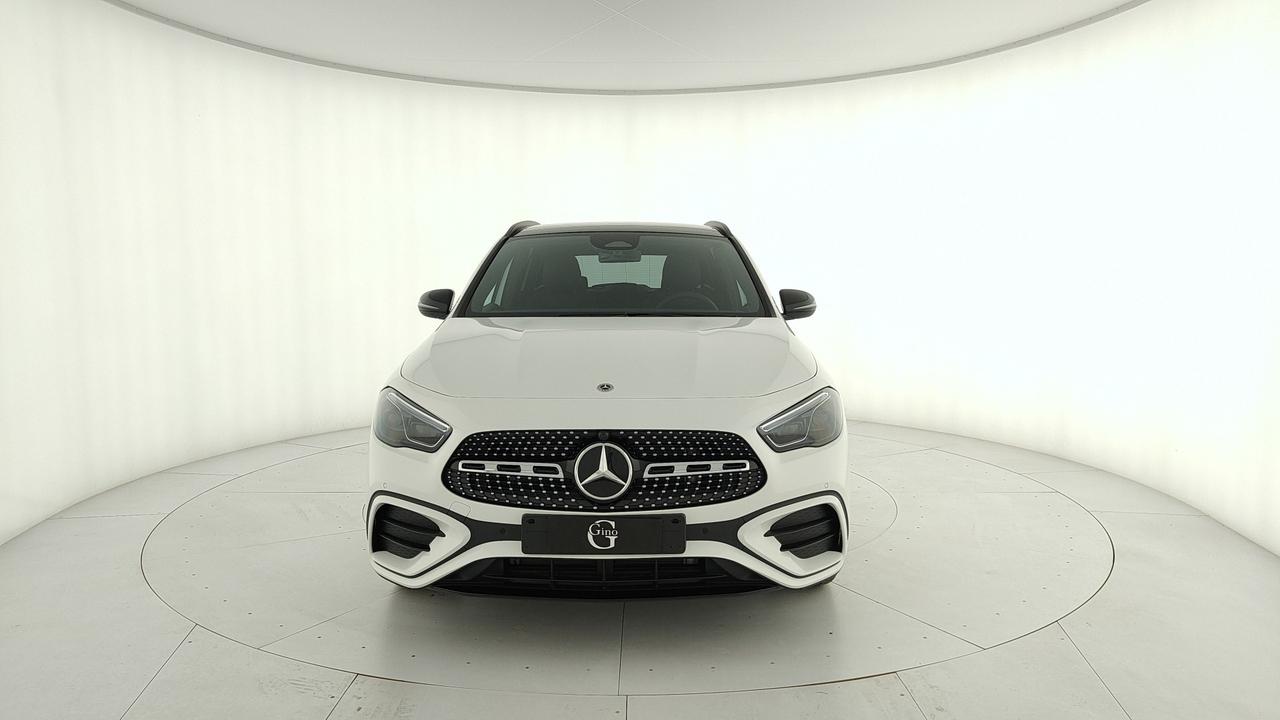Mercedes-Benz GLA 200 d automatic