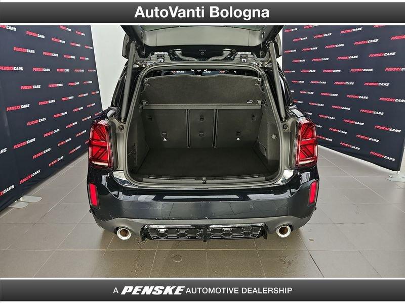 MINI Countryman Mini Countryman 2.0 JCW Essential auto