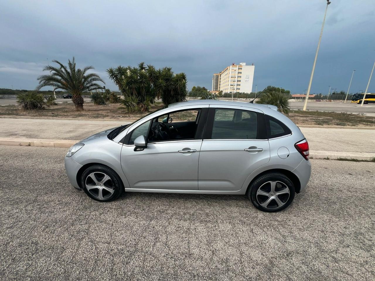 Citroen C3 BlueHDi 75 Exclusive NEOPATENTATI 2016