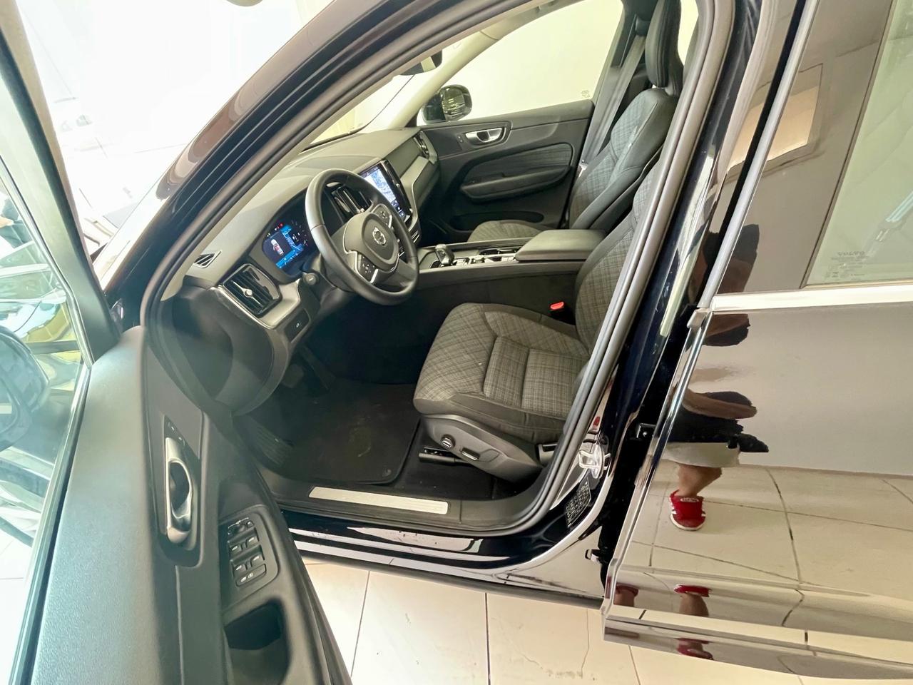 Volvo XC 60 XC60 B4 (d) automatico Plus Bright(COME NUOVA)