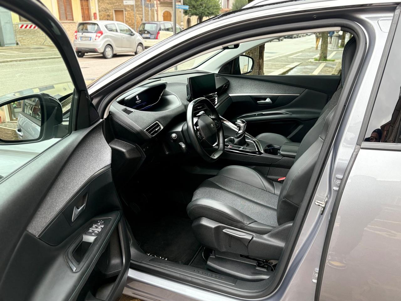 Peugeot 3008 BlueHDi 130 Allure BICOLOR FULL/LED