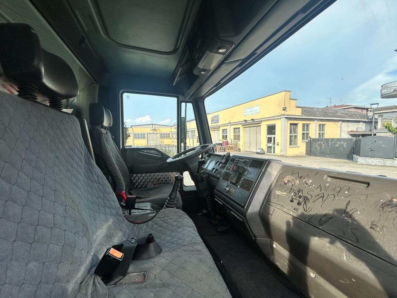 IVECO EUROCARGO 8018 CISTERNA LATTE 50Q
