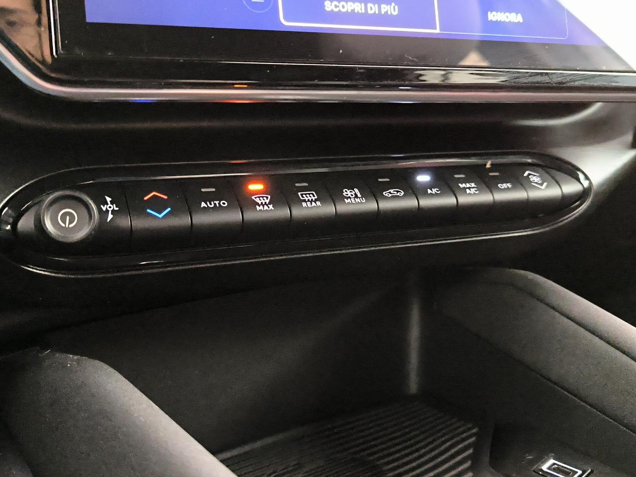 Alfa Romeo Junior 1.2 ibrida speciale 145cv edct6