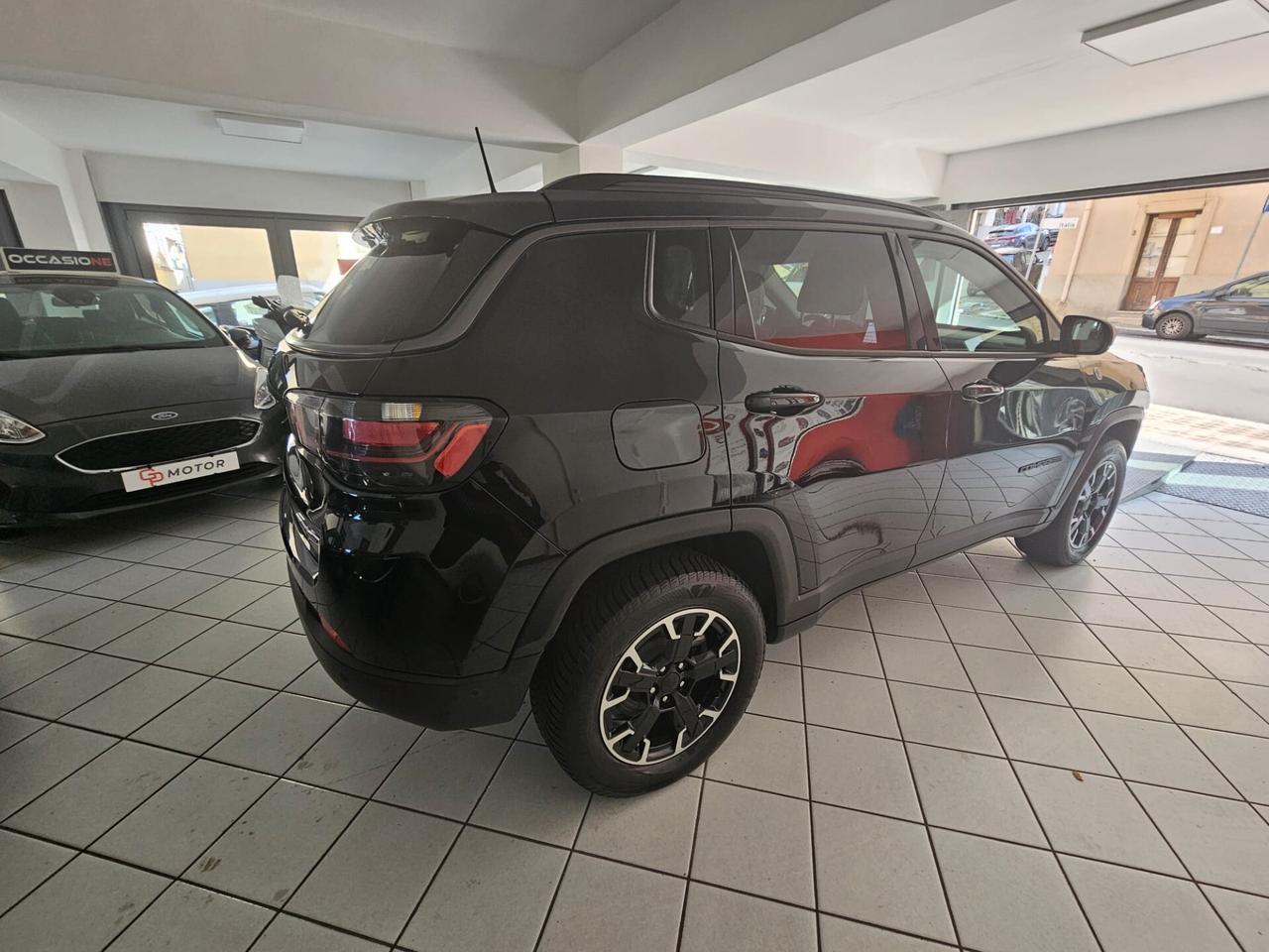 Jeep Compass 1.3 Turbo T4 240 CV PHEV AT6 4xe Trailhawk