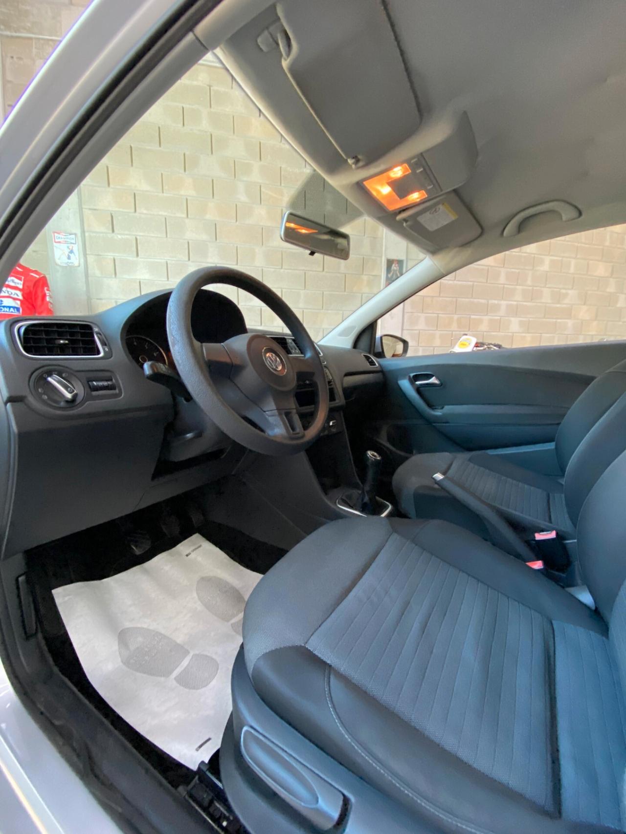 Volkswagen Polo 1.2 70 CV - GARANTITA