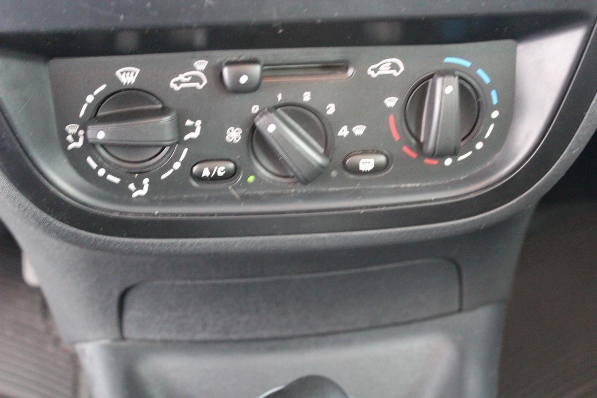 CITROEN - C3 - 1.1 Perfect