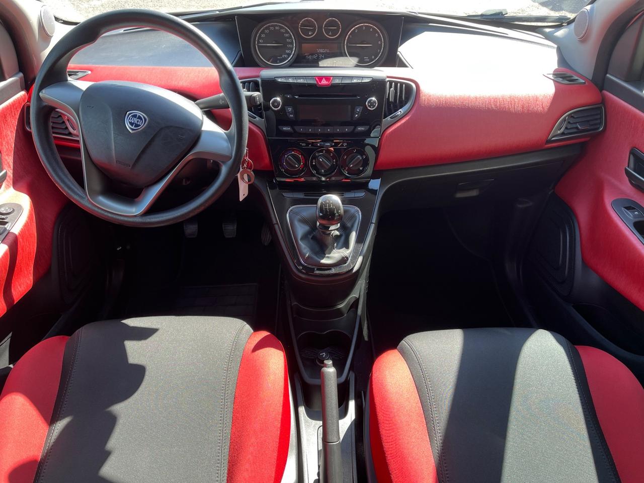 Lancia Ypsilon 1.2 69 CV Black/Red-km72000-