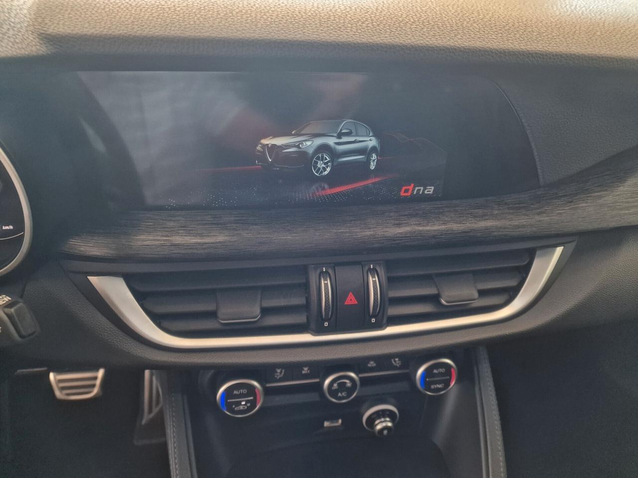 Alfa Romeo Stelvio 2021