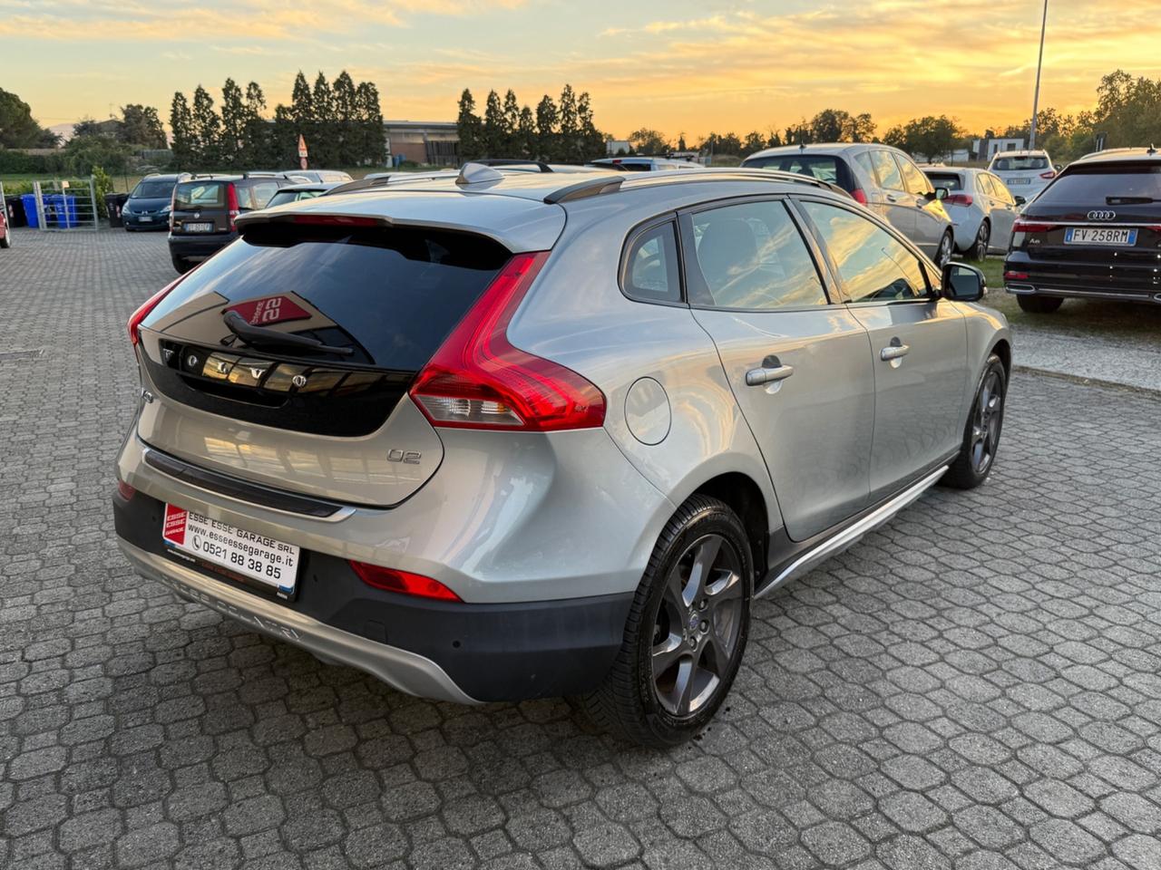 Volvo V40 Cross Country D2 1.6 Summum