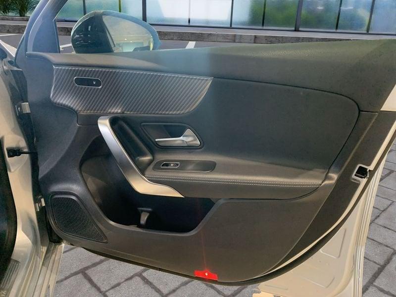 Mercedes-Benz Classe A A 180 d Automatic Progressive Advanced Plus