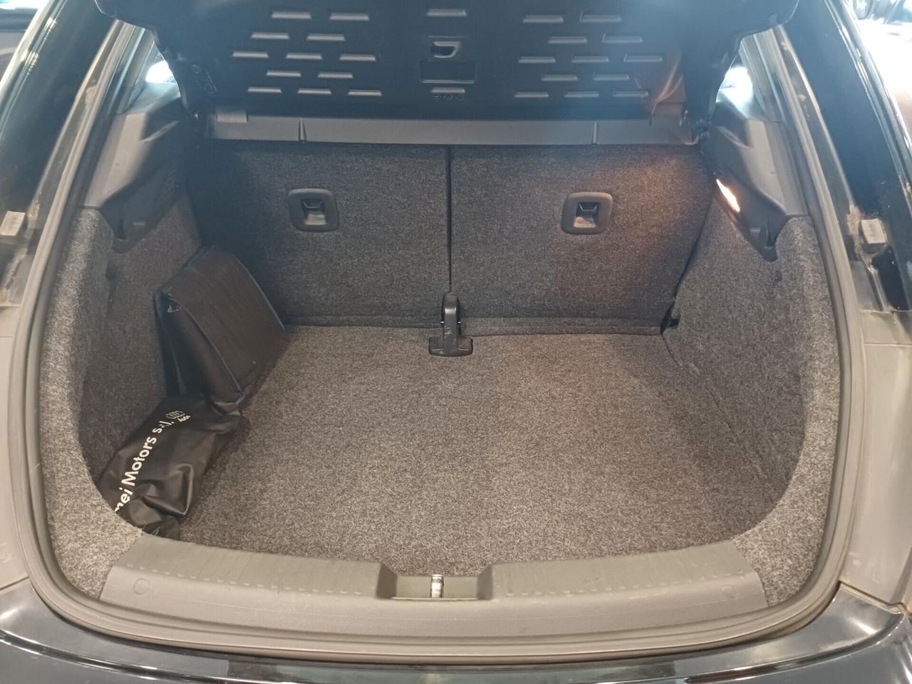 Volkswagen Maggiolino 1.2 TSI Design adatta a neopatentati