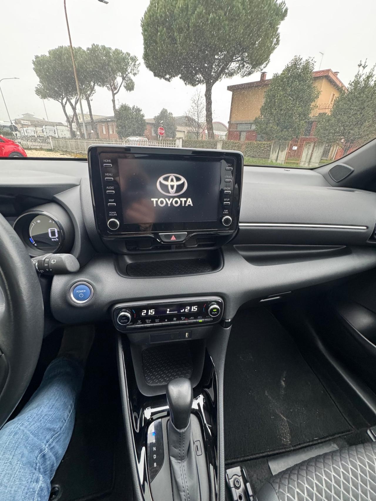 Toyota Yaris 1.5 Hybrid 5 porte Premiere