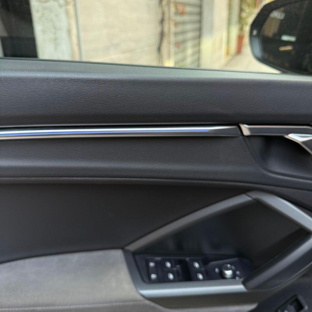 Audi Q3 SPB 40 TDI quattro S line **FULL**