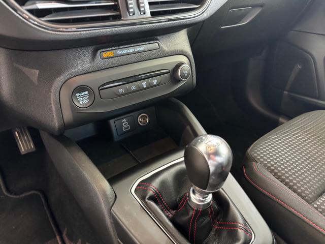 FORD Focus 1.0 125 CV Hybrid ST-Line GOMME M+S - VARI COLORI