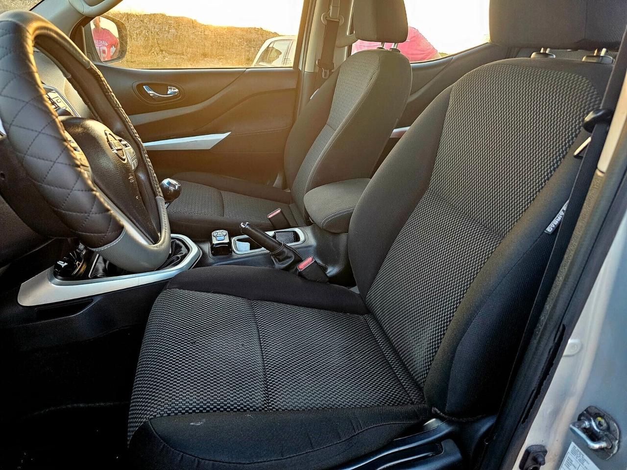 Nissan Navara 2.5 dCi 190CV 4 porte Double Cab Sport