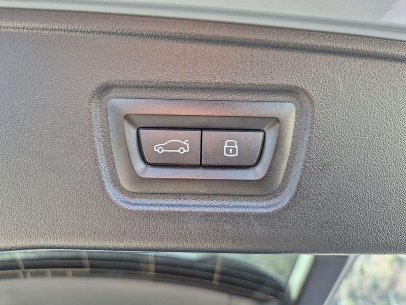 BMW Serie 5 520d Touring 48V xdrive MSport Pro auto