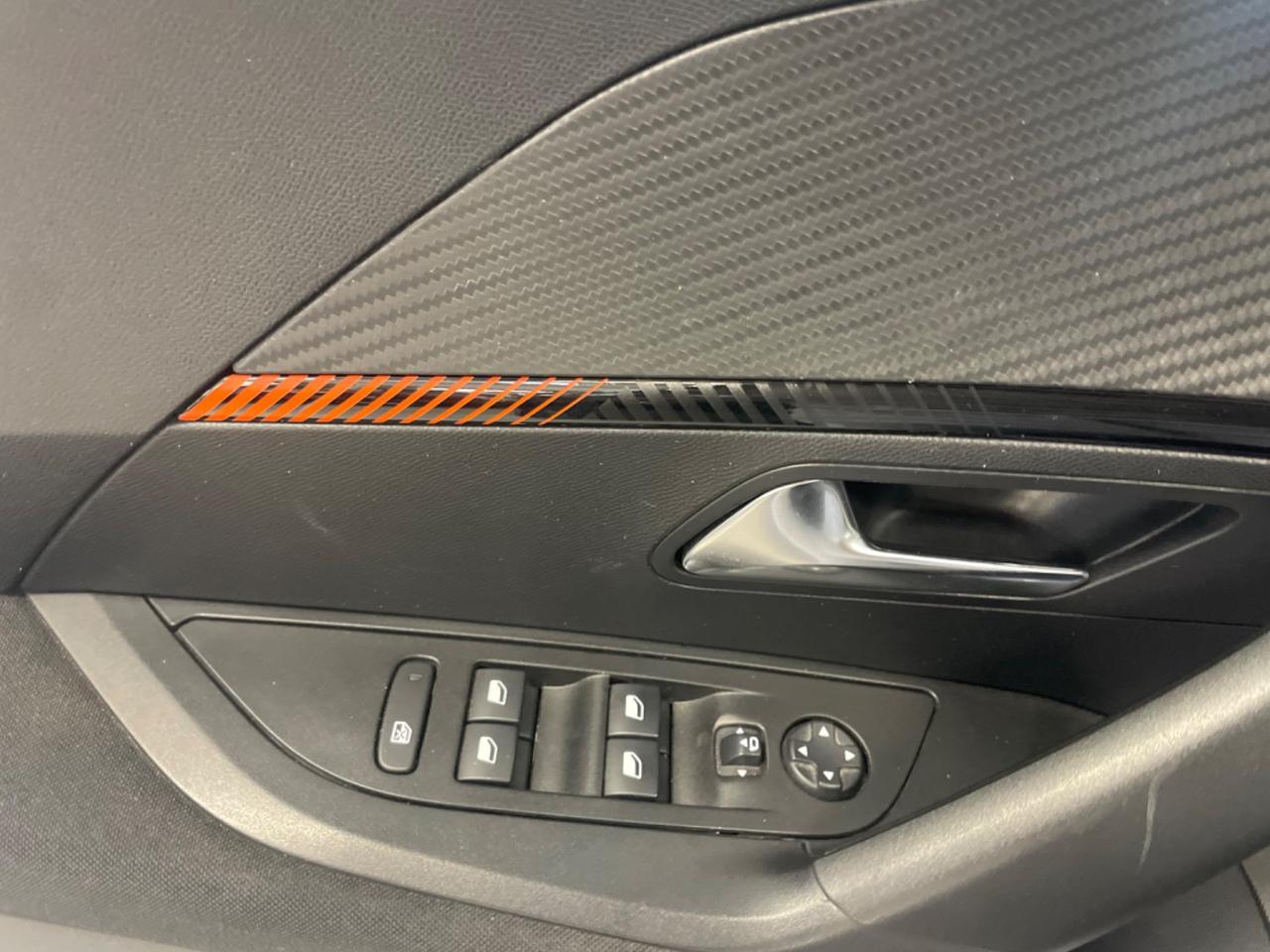 Peugeot 2008 PureTech 100 S&S Active Pack Led