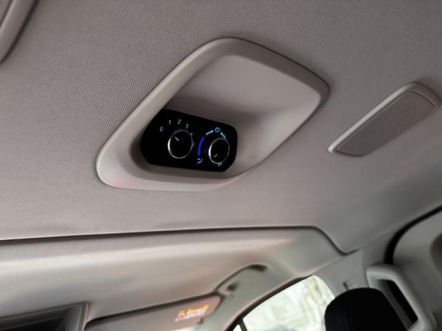 FORD Tourneo Custom 320 2.0 130CV MHEV PC Tit. Porta elettrica Lat. dx