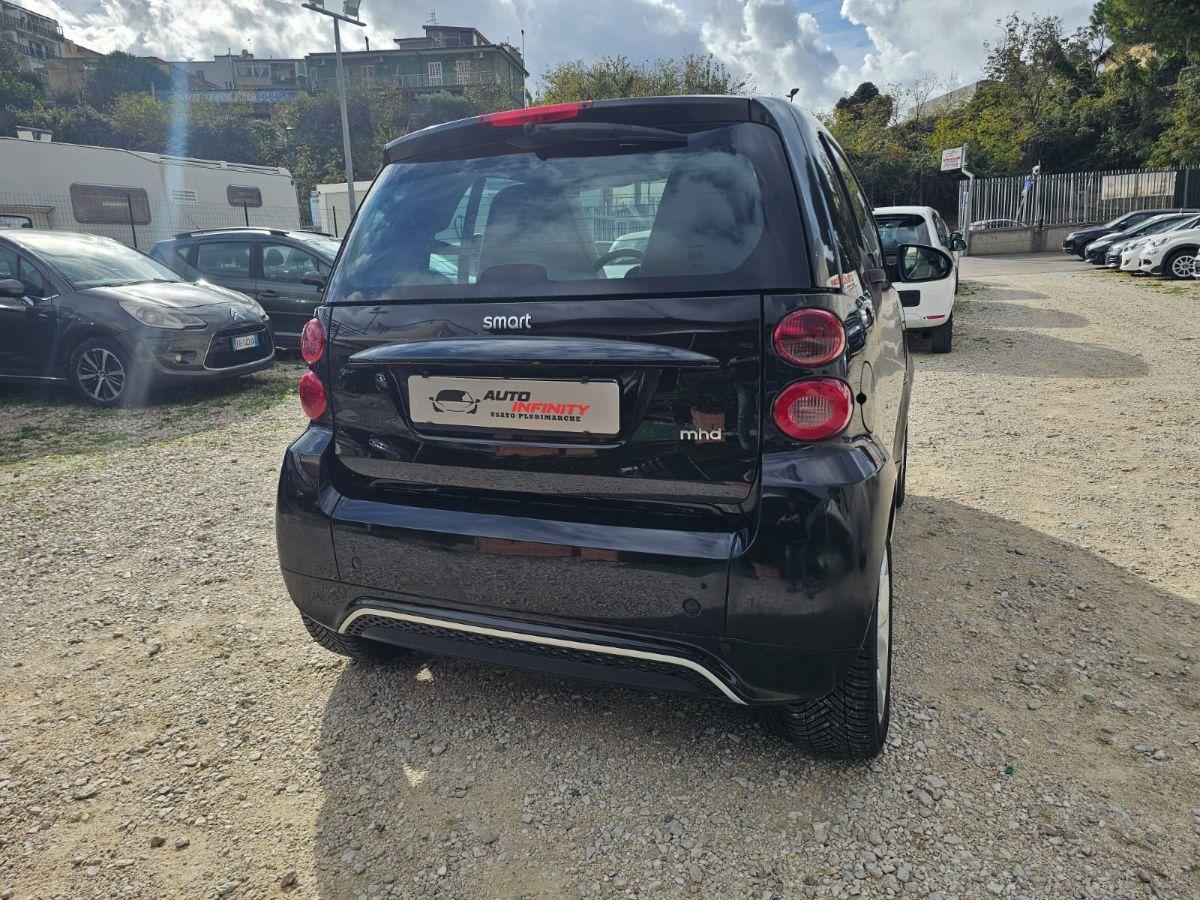 SMART - Fortwo - 1000 52 kW MHD coupé pulse