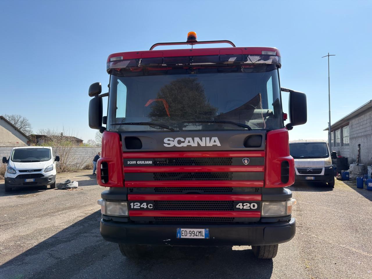 Scania 124c420 8x4