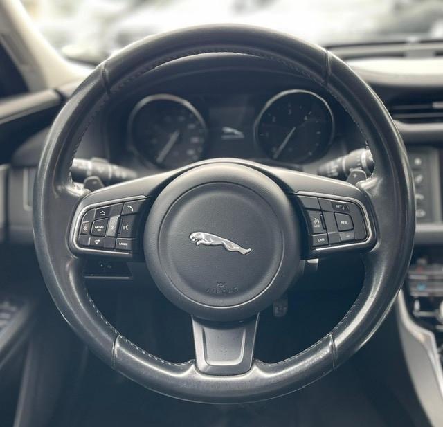 Jaguar XF 2.0 D 180 CV AWD aut. Prestige