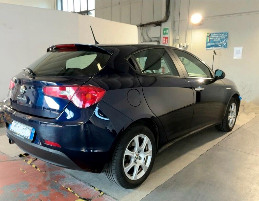 Alfa Romeo Giulietta 1.4 Turbo 120 CV