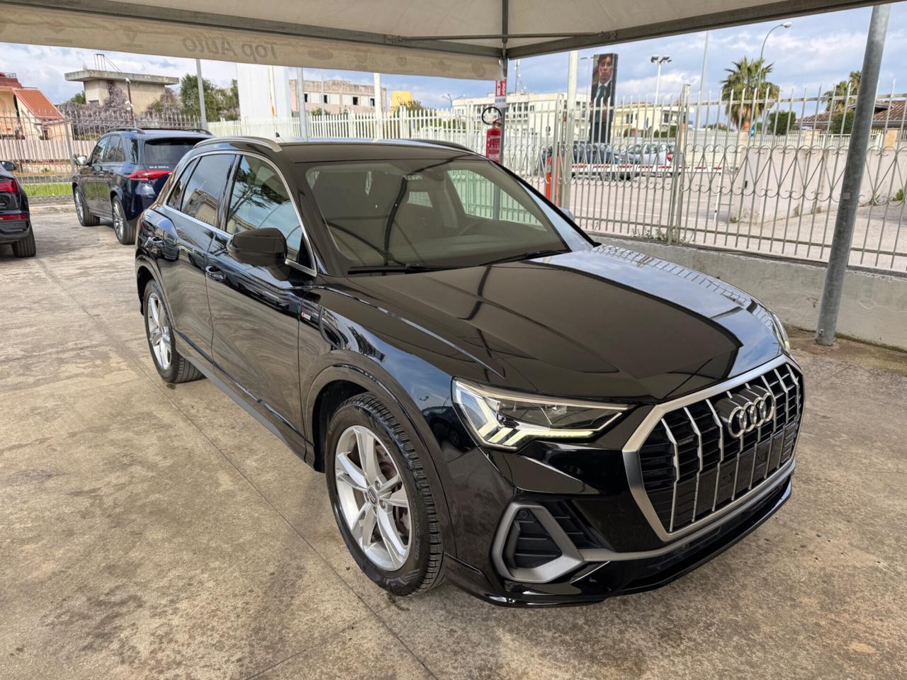 AUDI Q3 40 TDI QUATTRO S TRONIC S LINE