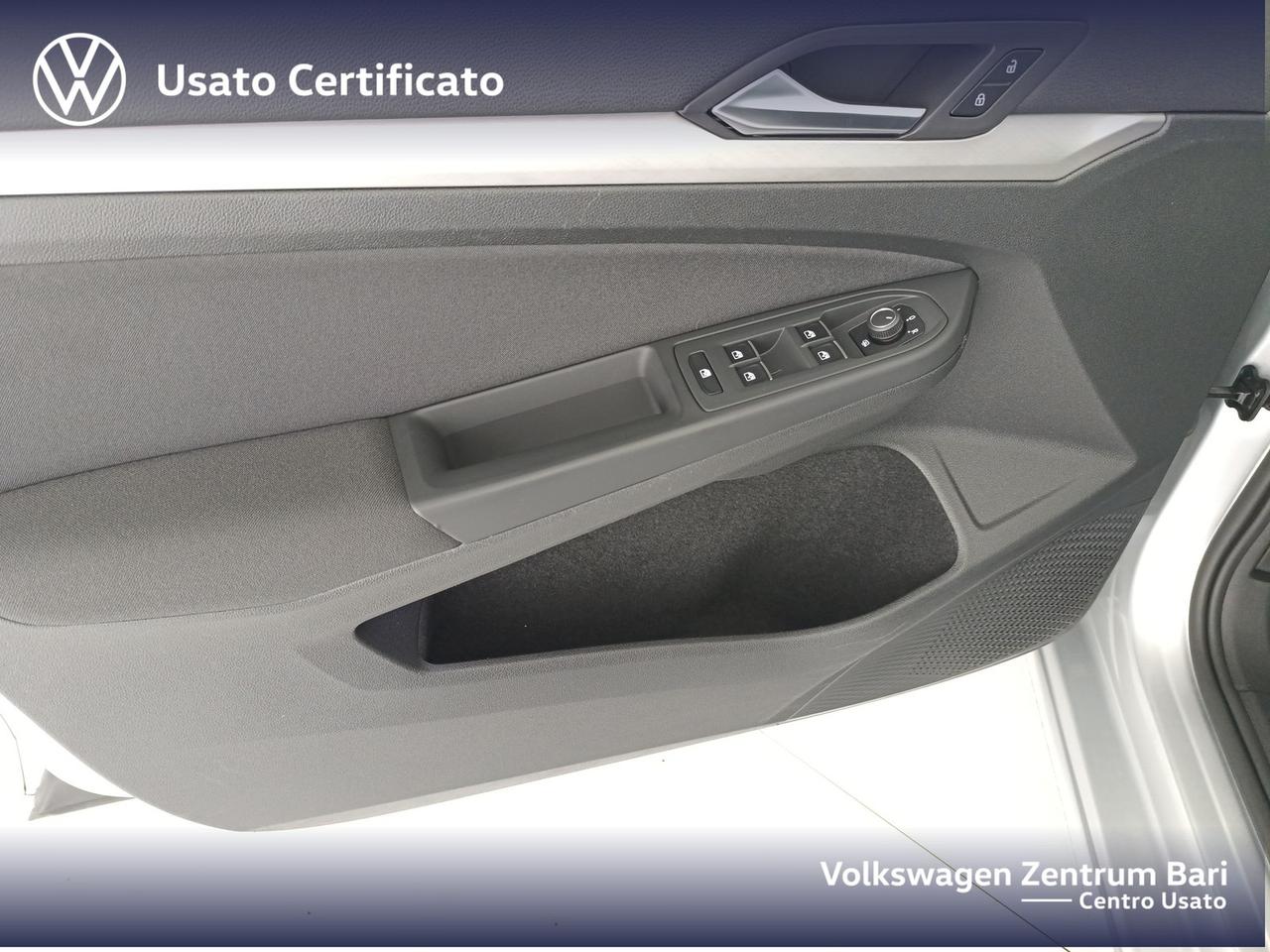 Volkswagen Golf 1.0 etsi evo life 110cv dsg