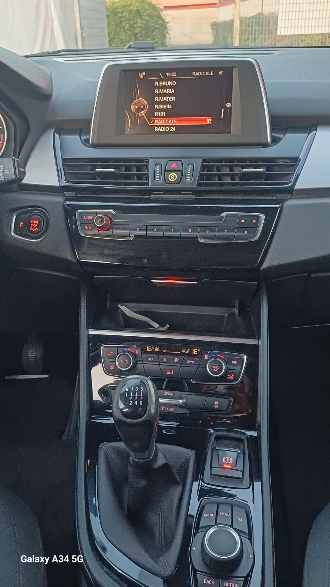 Bmw 2er Active Tourer 218i Luxury