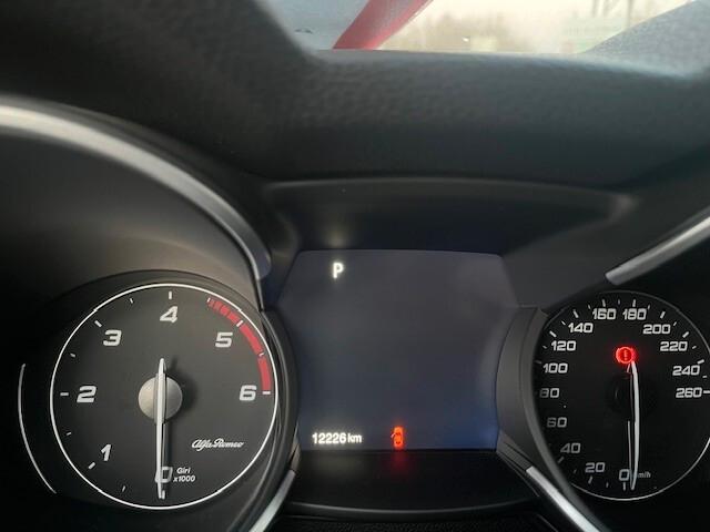 Alfa Romeo Stelvio 2.2 Turbodiesel 190 CV AT8 Q4 Business