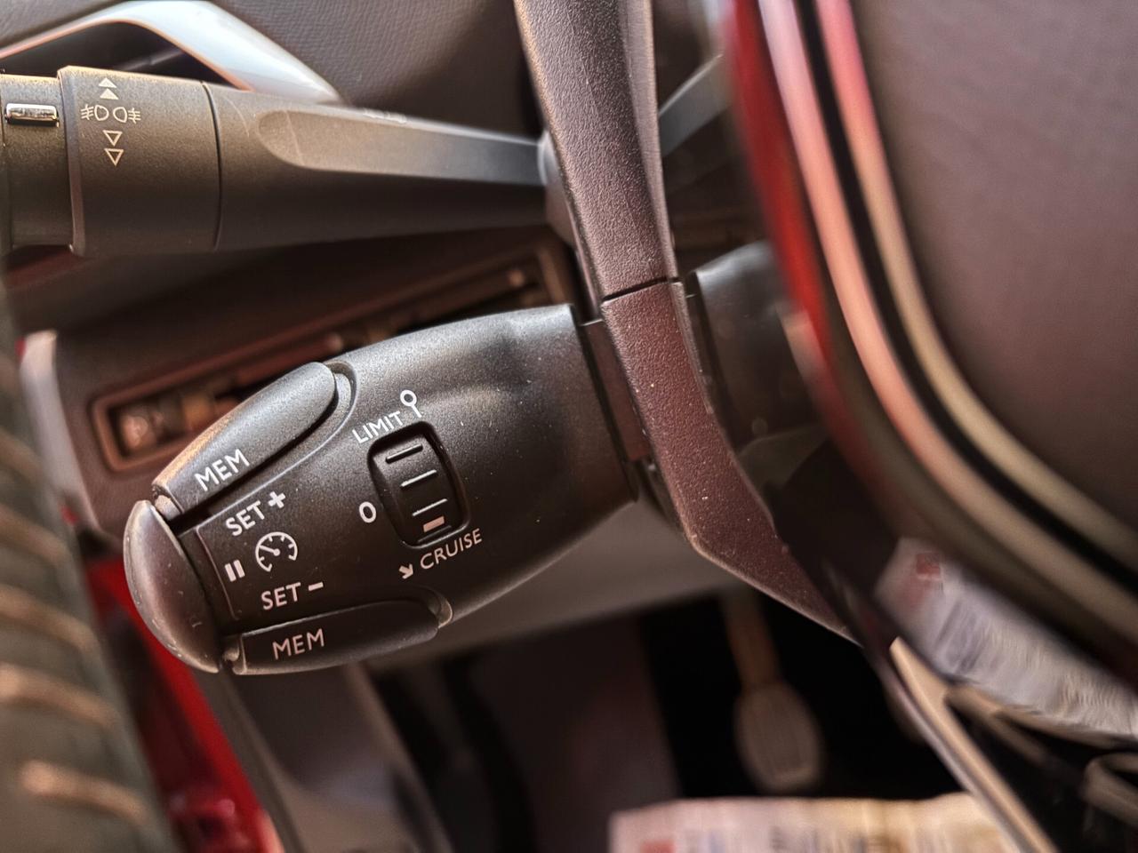 Peugeot 3008 BlueHDi 130 S&S Crossway-2020