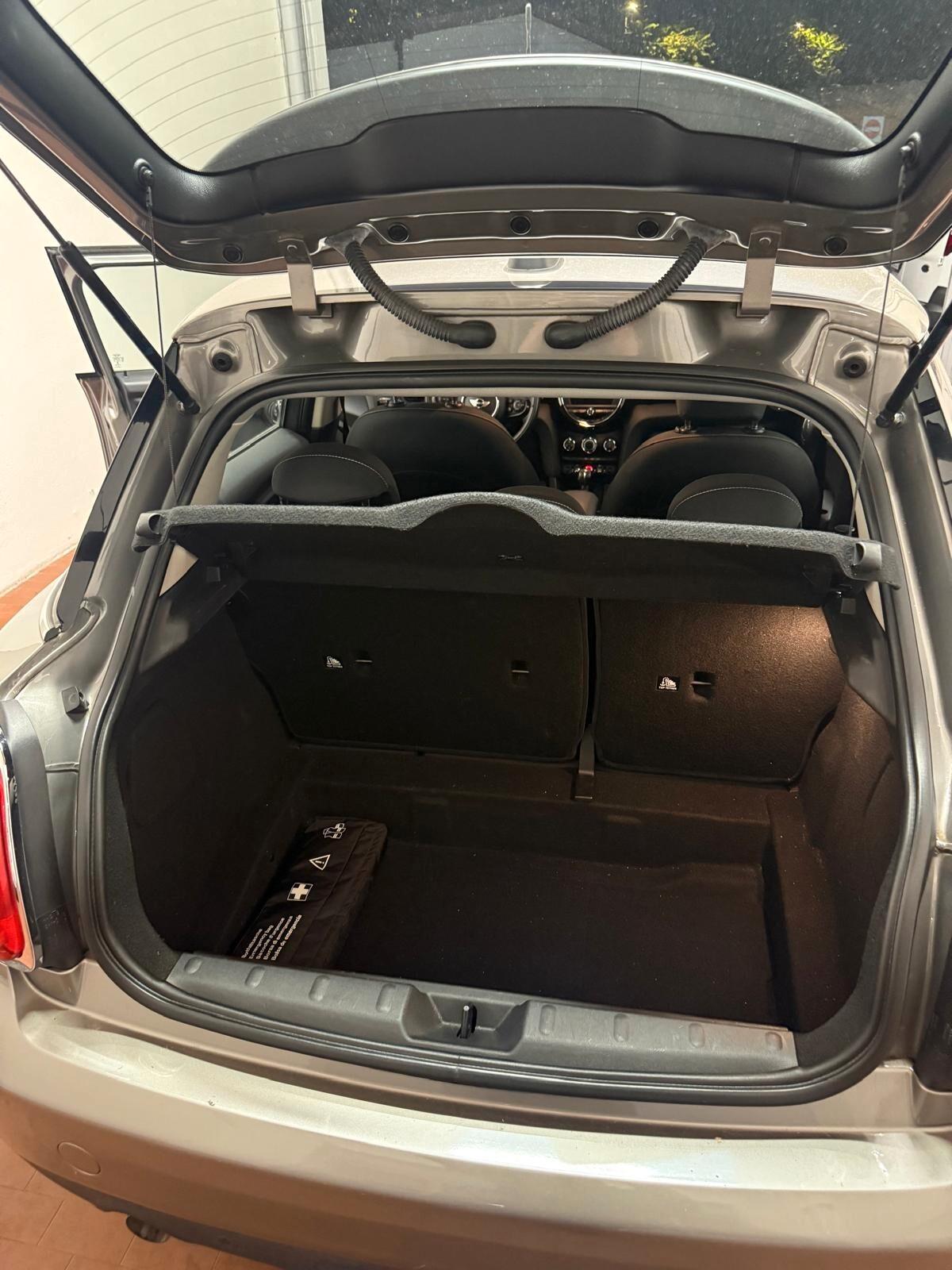 Mini Mini 1.5 Cooper D Business