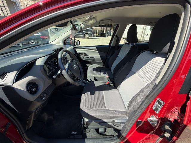 TOYOTA Yaris 1.5 Hybrid 5 porte Business