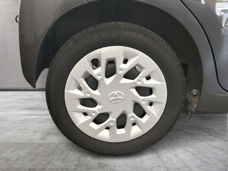 Toyota Aygo 1.0 VVT-i x-play