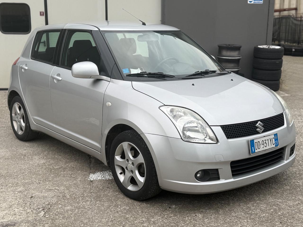 Suzuki Swift 1.3 DDiS 5p. GLX