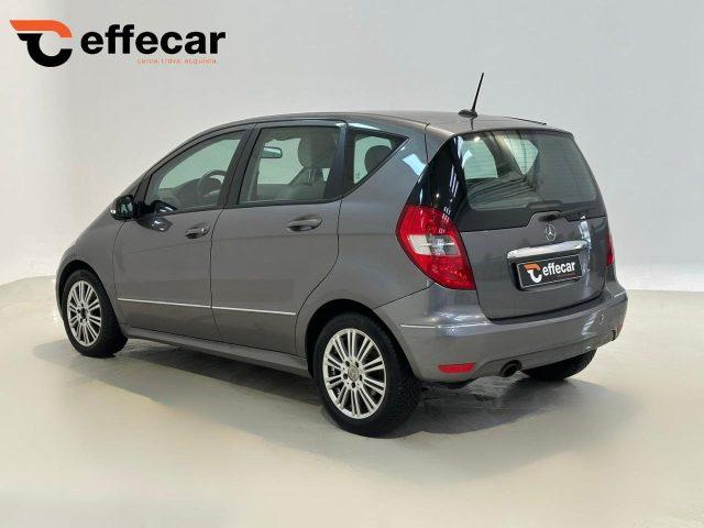 MERCEDES-BENZ A 180 AUT. Elegance OK NEOP