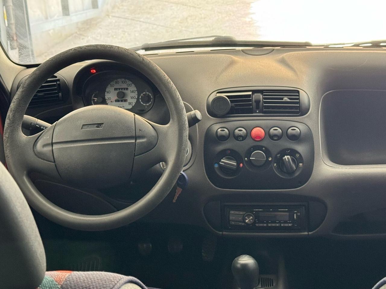 FIAT 600 0.9