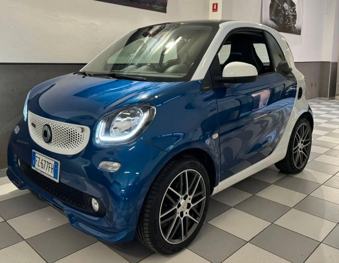 BRABUS Xclusive 2019 109cv full garanzia