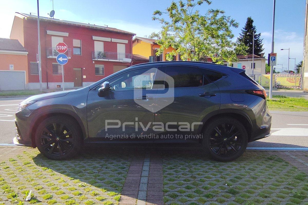 LEXUS NX Plug-in 4WD F-Sport