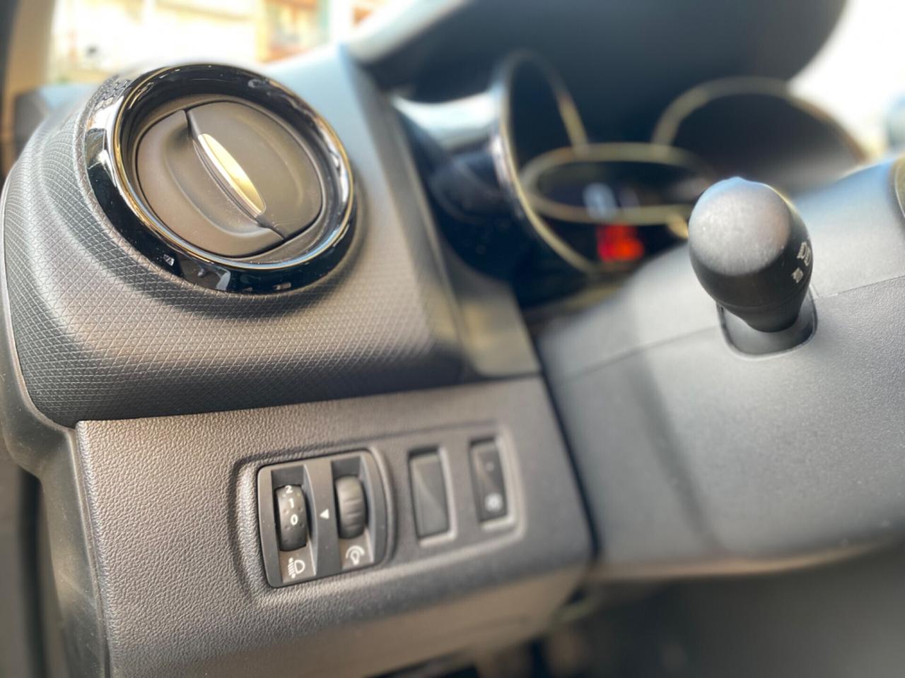 Renault Clio dCi 75 CV 5 porte Moschino - 2019