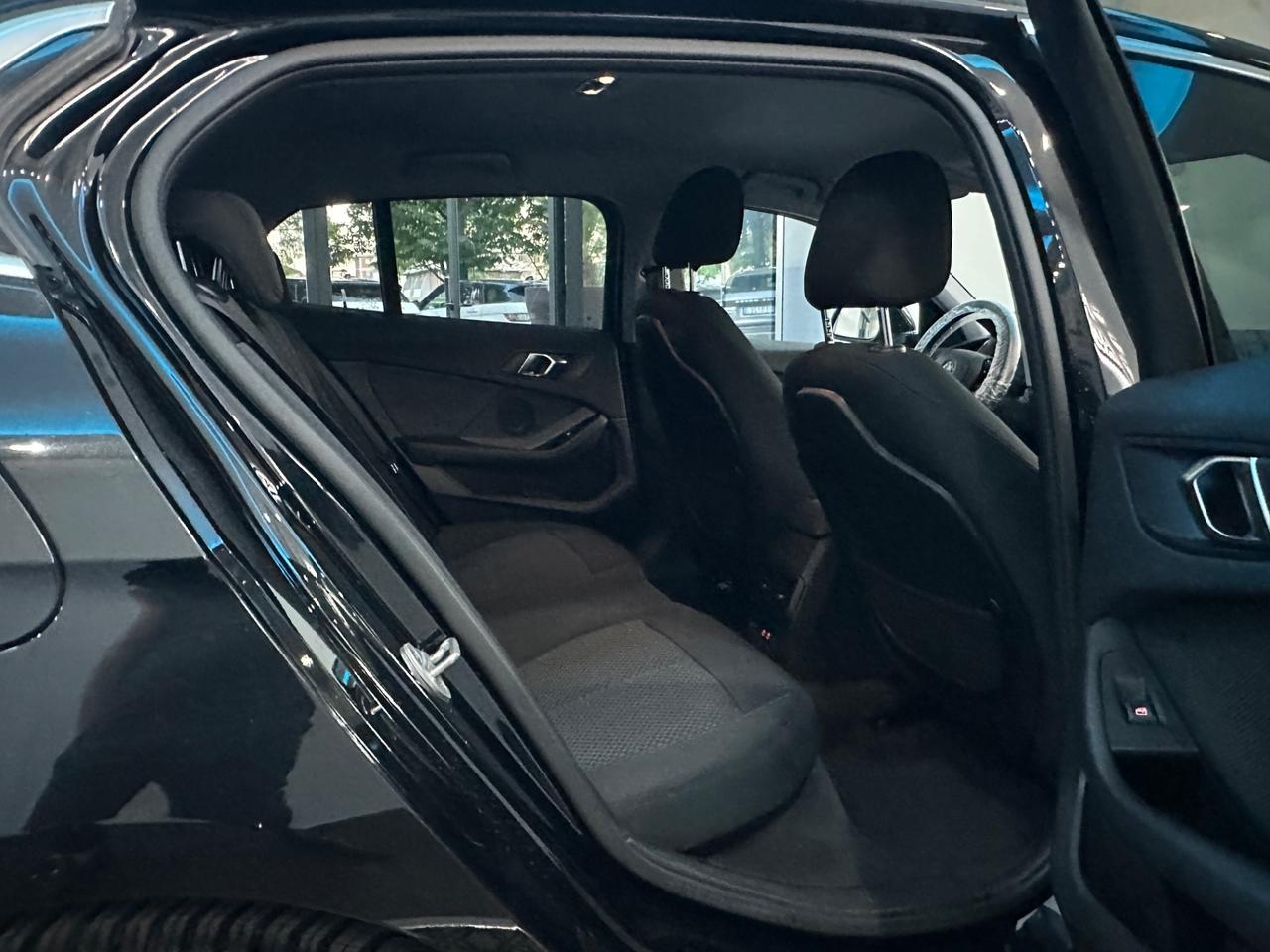 Bmw 116 116d 5p. Sport