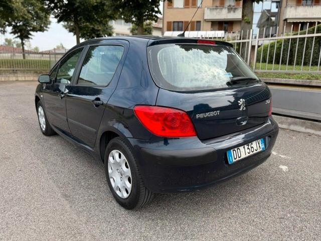 Peugeot 307 1.4 16V 5p. D-Sign Euro 4 adatta a neopatentati