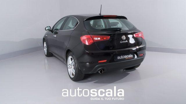 ALFA ROMEO Giulietta 1.6 JTDm-2 105 CV Distinctive