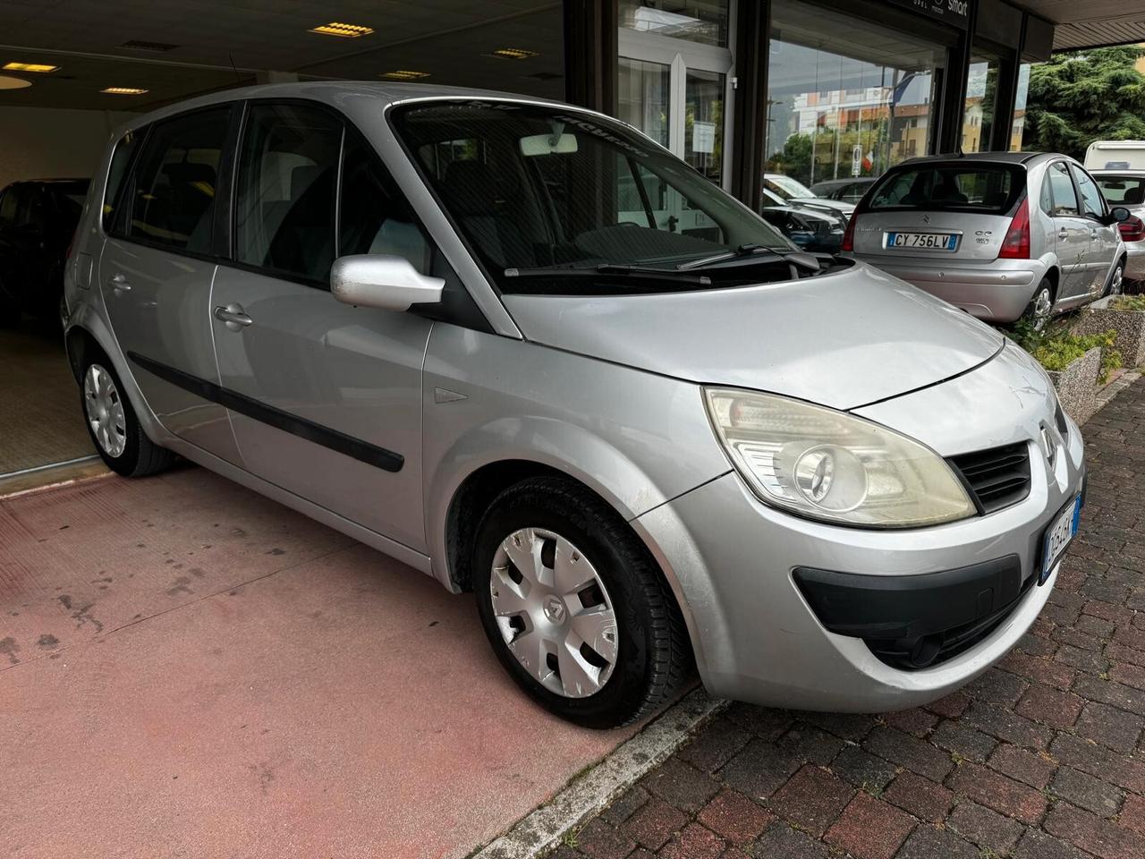 Renault Scenic Scénic 1.5 dCi/105CV Dynamique