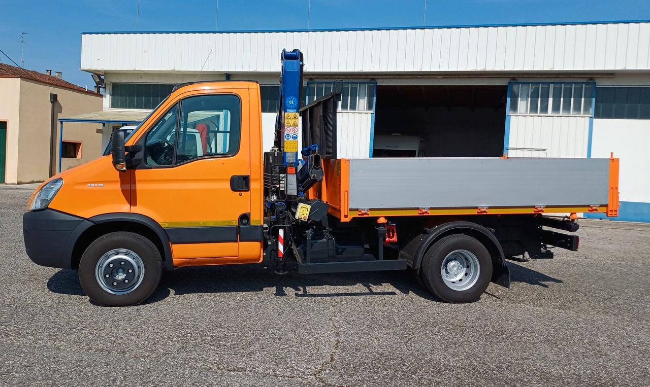 IVECO 65C18 GRU E RIBALTABILE