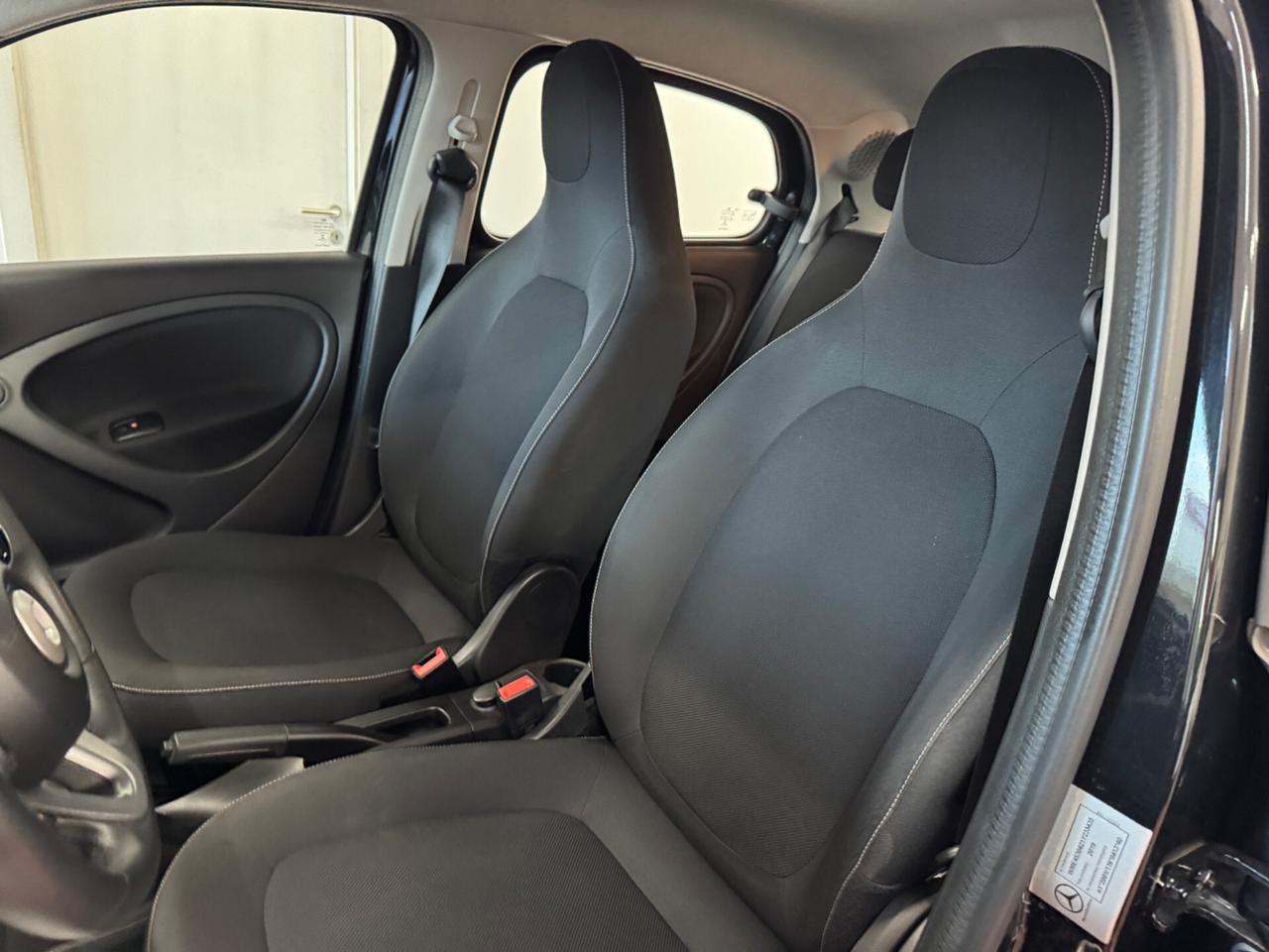 SMART FORFOUR 70 1.0 TWINAMIC PASSION - 2019