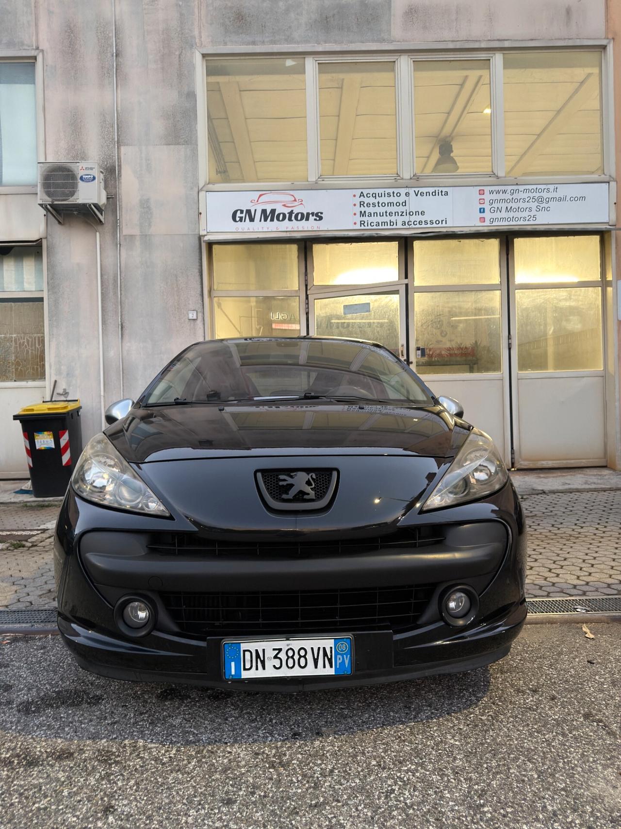Peugeot 207 1.6 THP 175CV 3p GTi