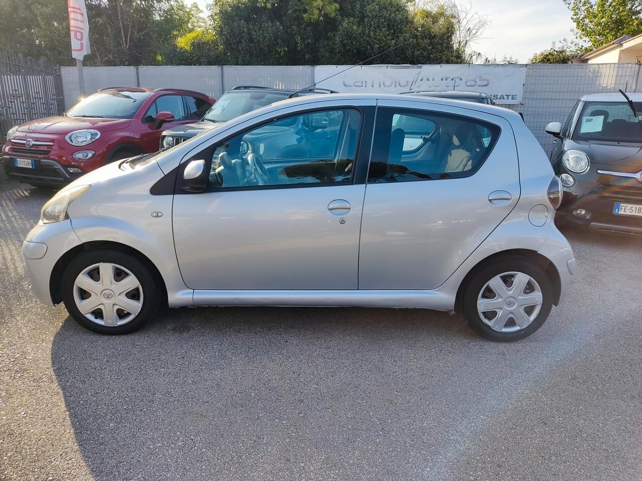 Toyota Aygo 1.0 12V VVT-i 5 porte