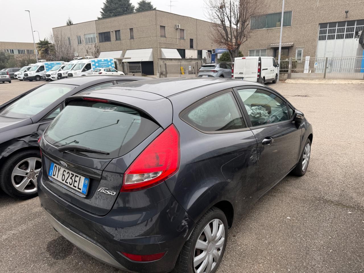 Ford Fiesta 1.2 benzina euro5a 82CV incidentato